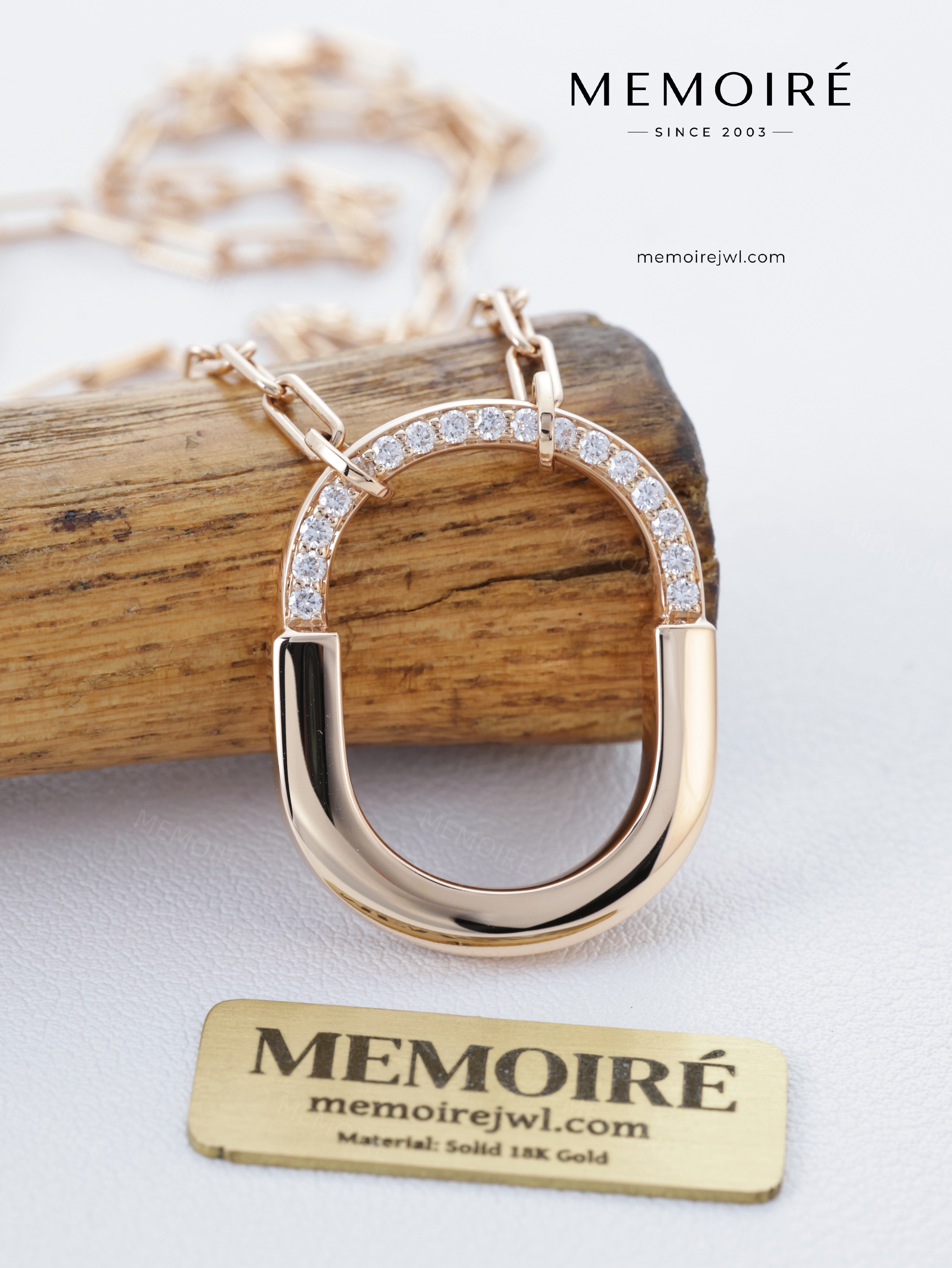 MEMOIRÉ 18K White Gold Large Lock Necklace